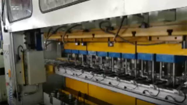 600 Ton Precision Metal Stamping Press, No. APE-600